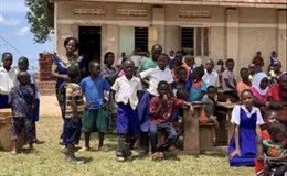 Global Grant Uganda - adopt a village